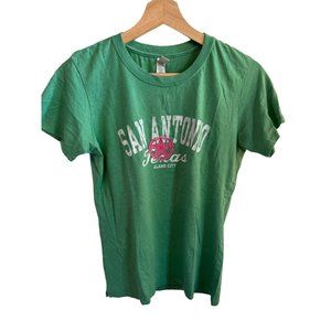 New Agenda Green Short Sleeve Tshirt Women's Size Large San Antonio Tee